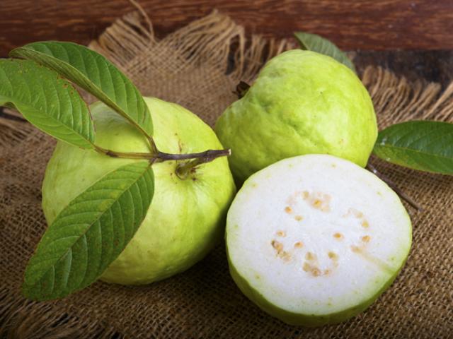 Guayaba, ejemplo de fruta para la diabetes en República Dominicana.