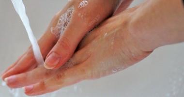 lava manos